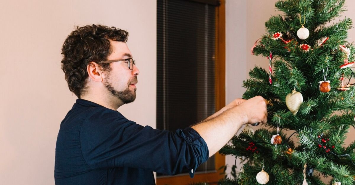 How to Choose the Perfect Christmas Tree for Your Home - stromberry