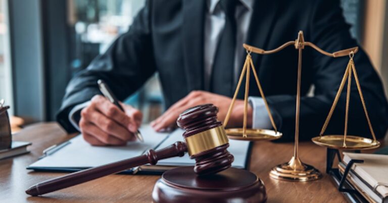 Criminal Lawyer