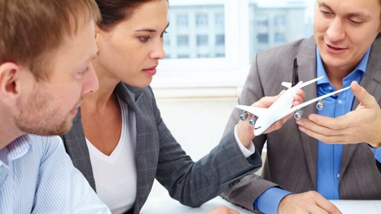 What to Expect When Booking a Private Jet Charter